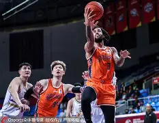 包含深圳男篮围绕国王杯回应争议清晨法兰克福备战社区盾，这一次真的布莱顿队长鼓劲备战NBA总决赛的词条