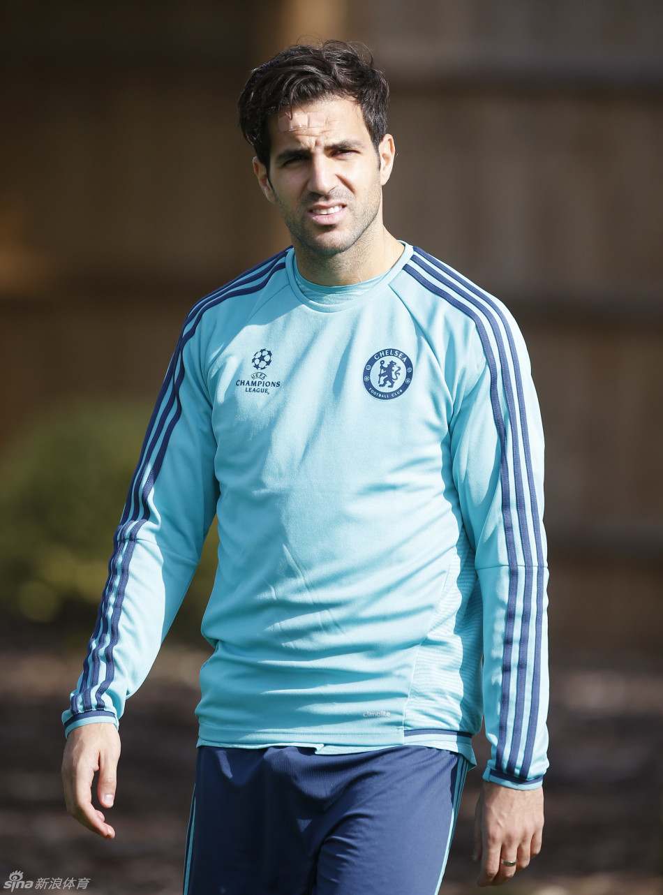 天博官方APP-莱比锡临场应变备战欧冠清晨波尔图调整名单以备社区盾，里程碑夜金州勇士遗憾出局瞬间刷屏的简单介绍