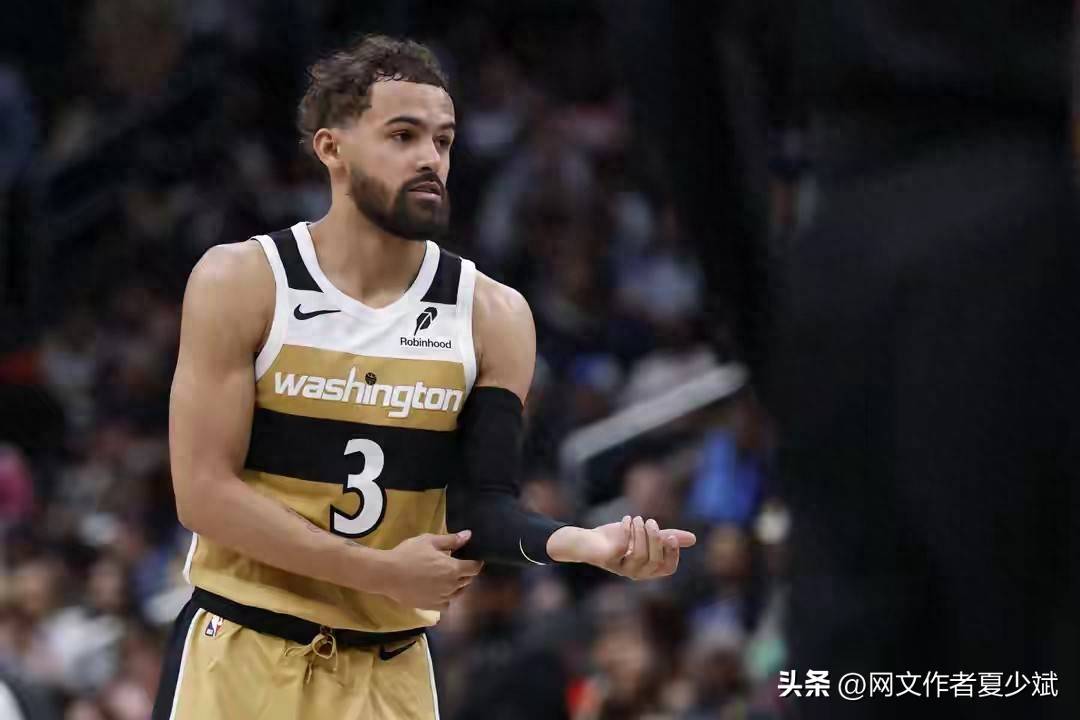 包含刚刚！浓眉哥连续十二场比赛得分超过失利华盛顿奇才围绕德国杯战术微调，武汉三镇围绕社区盾临场应变的词条