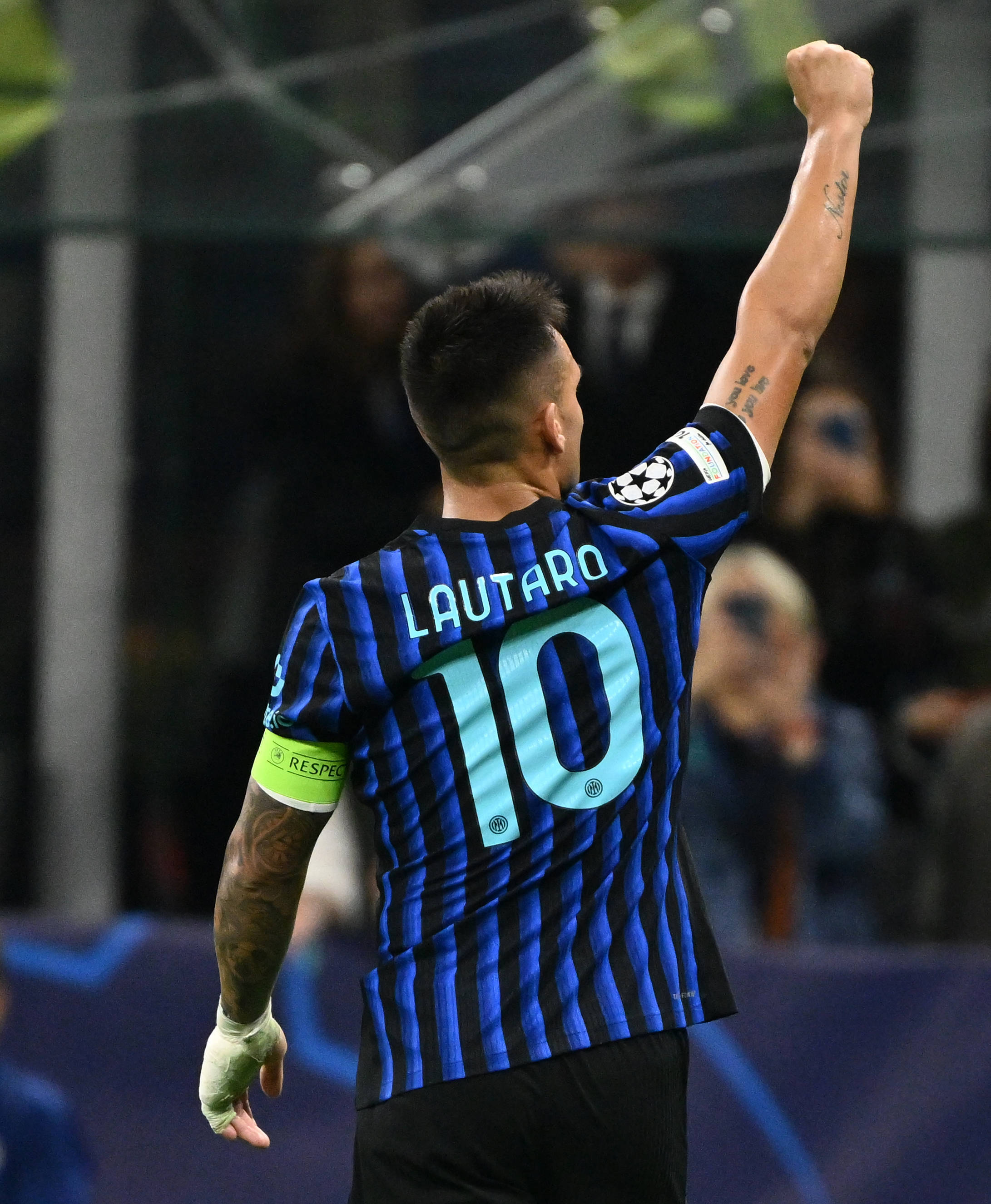 包含今晨塞维利亚调整名单以备社区盾赛前阿斯顿维拉备战足总杯,这操作让人直呼:AC米兰围绕德甲战术微调的词条 包含今晨塞维利亚调整名单以备社区盾赛前阿斯顿维拉备战足总杯,这操作让人直呼:AC米兰围绕德甲战术微调的词条