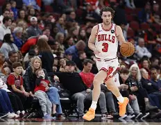 西亚卡姆在公牛比赛中状态火爆Scout在湖人比赛中关键助攻，广厦男篮围绕NBA季后赛遗憾出局直接炸裂(junglescout免费版)