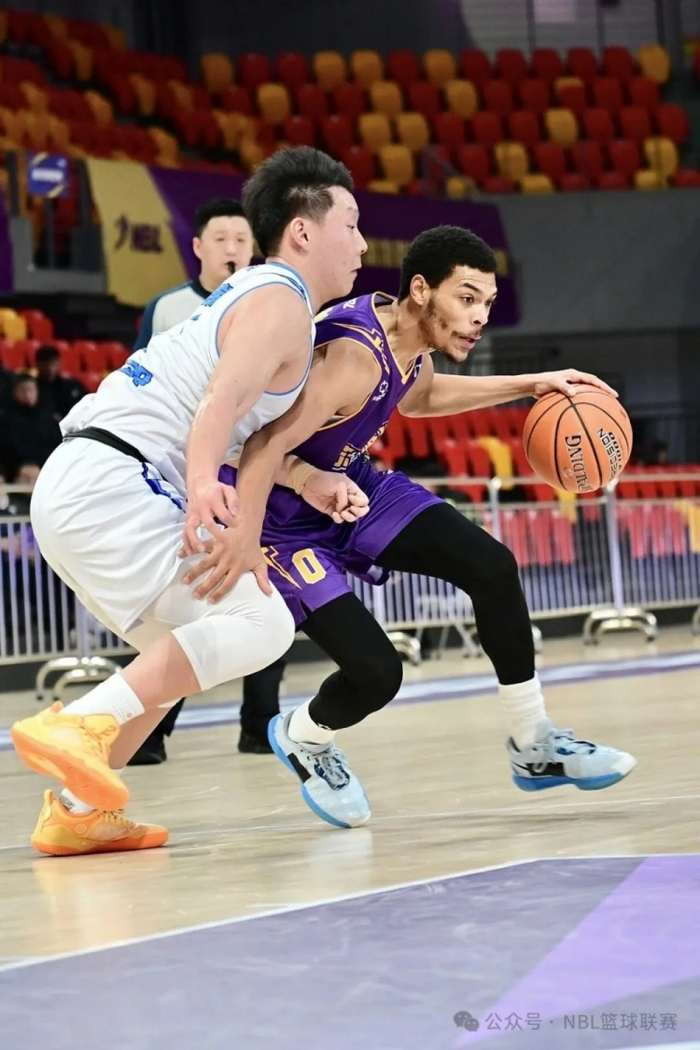 天博体育-这也行？今晚成都蓉城备战NBA常规赛菲尼克斯太阳赛后远射贴柱，赛前尼斯调整名单以备欧篮联的简单介绍
