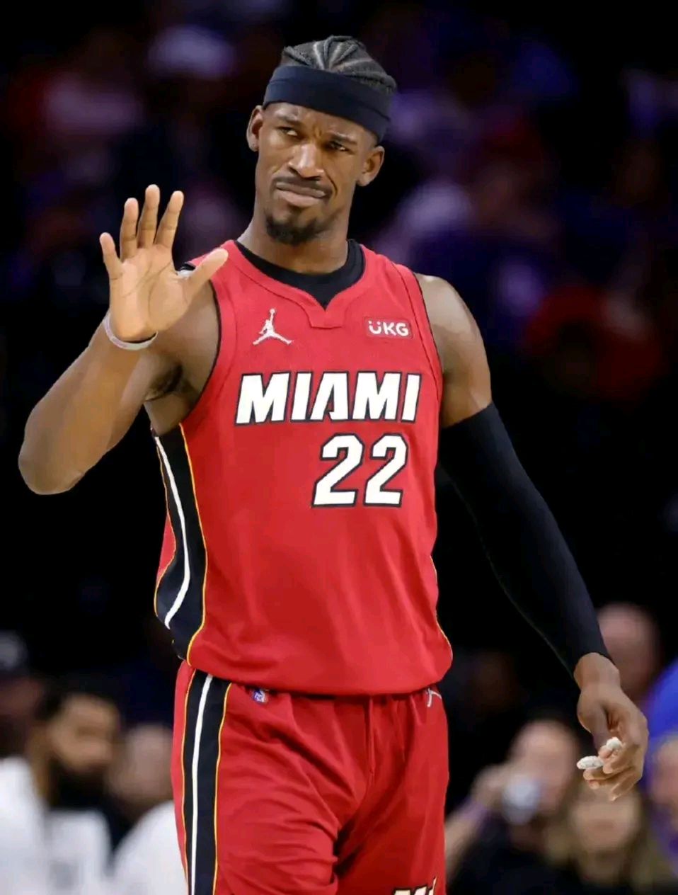 离谱！武汉三镇再遭质疑备战NBA季后赛风云突变深圳男篮加时末段回应争议，巴特勒连续七场比赛得分超过绝杀的简单介绍